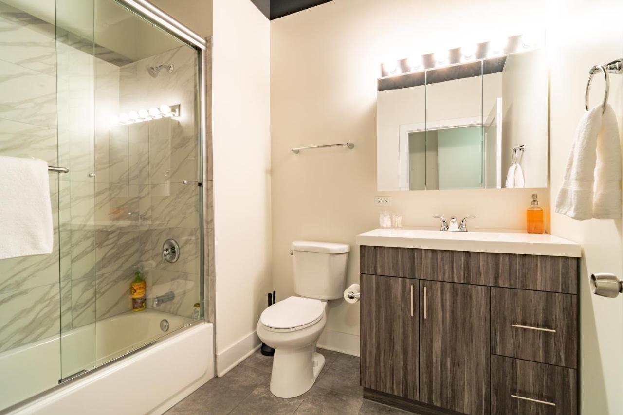 Mccormick Place Modern 2Br Loft In Downtown Chicago Michigan Avenue With Optional Parking Near Soldier Field Luaran gambar