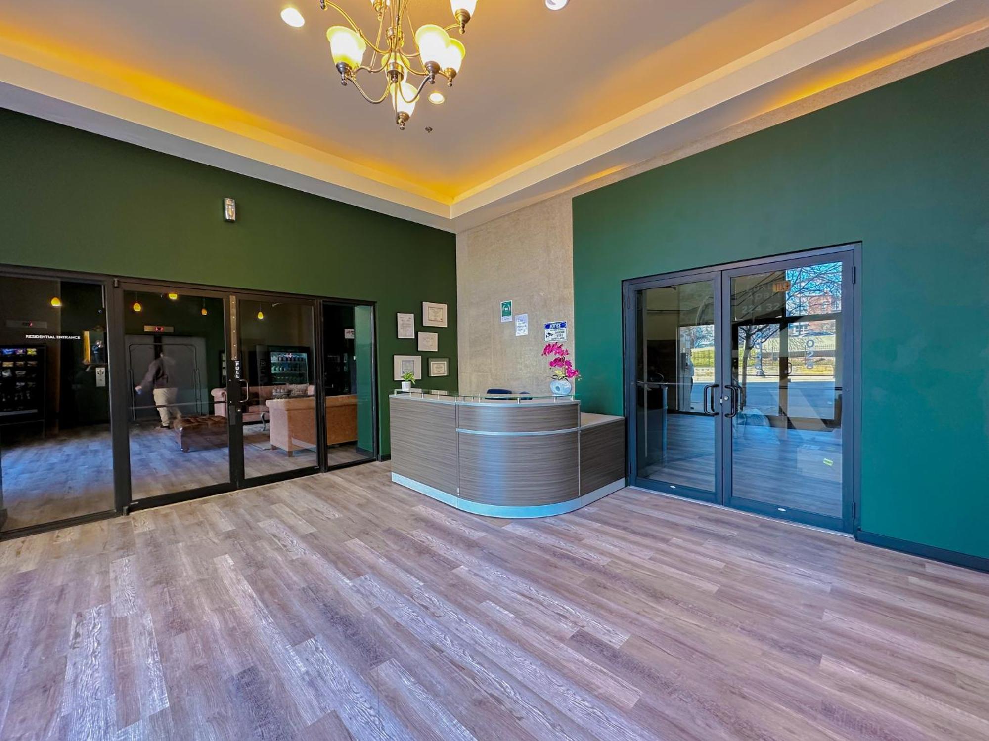 Mccormick Place Modern 2Br Loft In Downtown Chicago Michigan Avenue With Optional Parking Near Soldier Field Luaran gambar